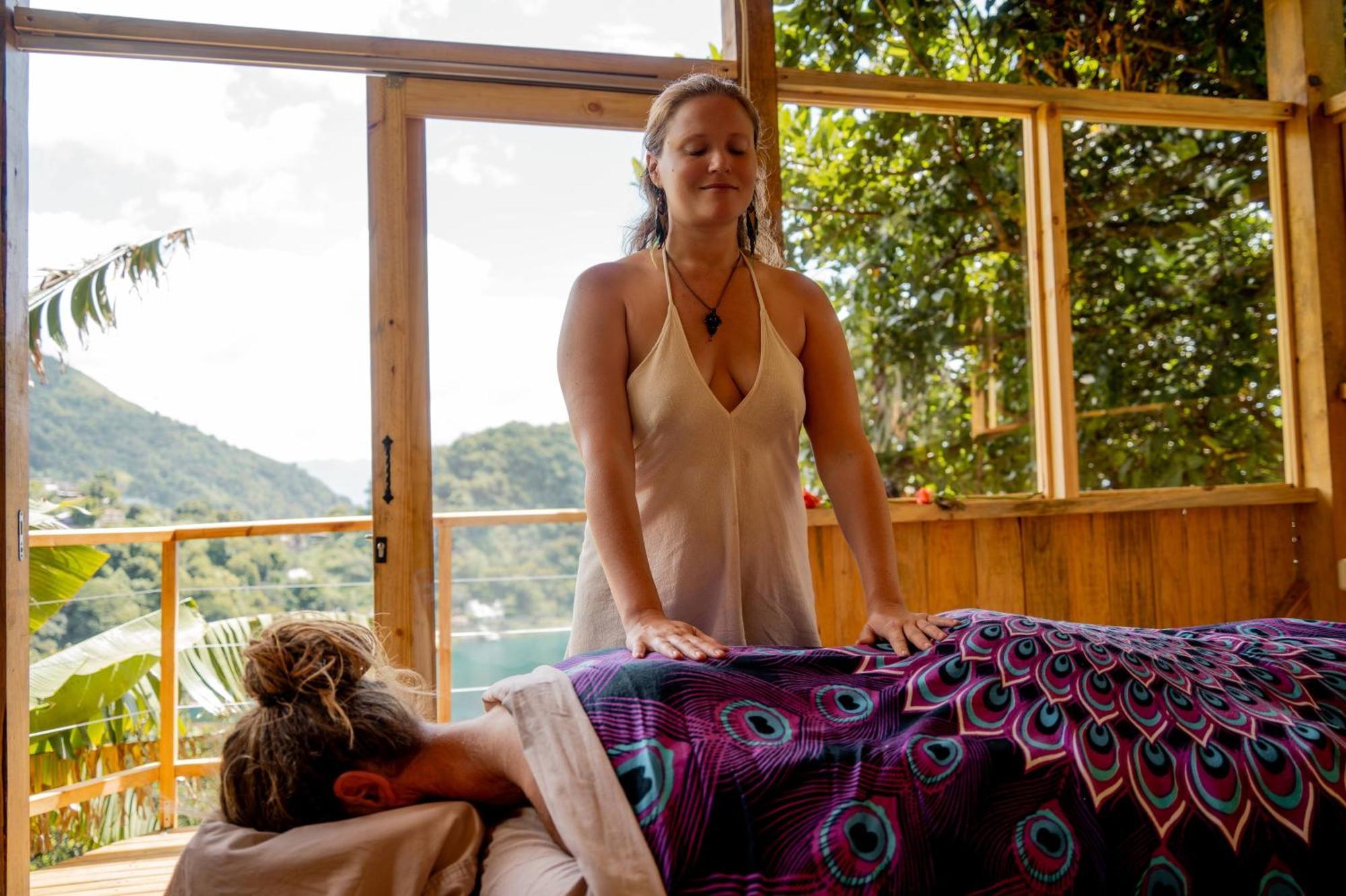 Fuego Atitlan Eco-Hotel سان ماركوس لا لاغونا المظهر الخارجي الصورة